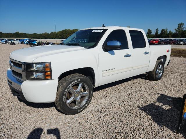 2011 CHEVROLET SILVERADO K1500 LS  
