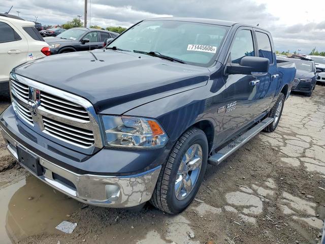 2015 RAM 1500 SLT  