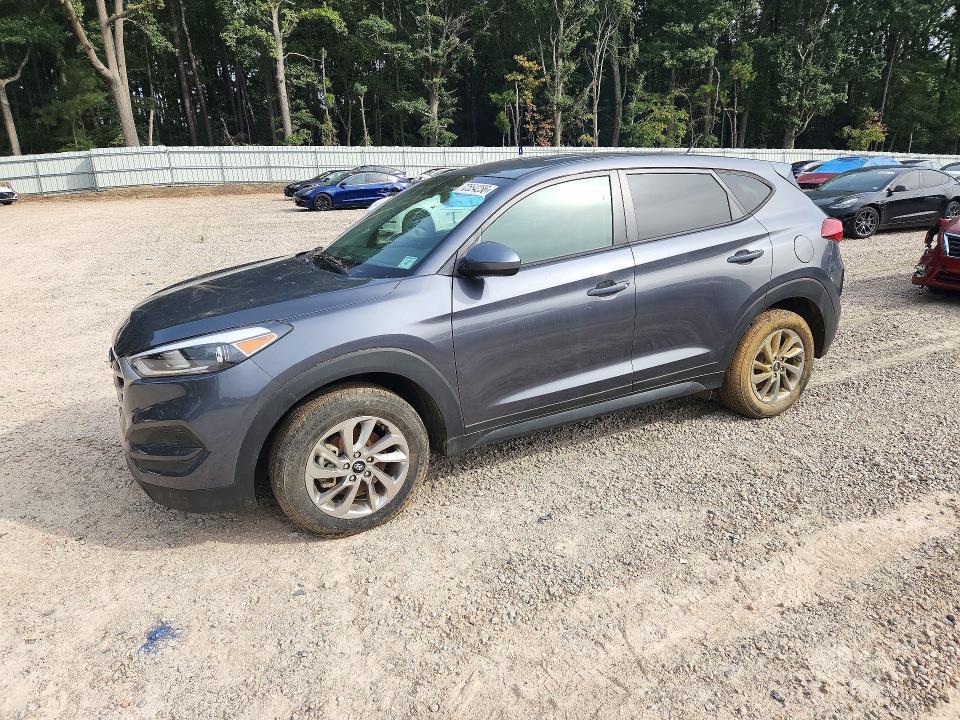 2018 HYUNDAI TUCSON SE  