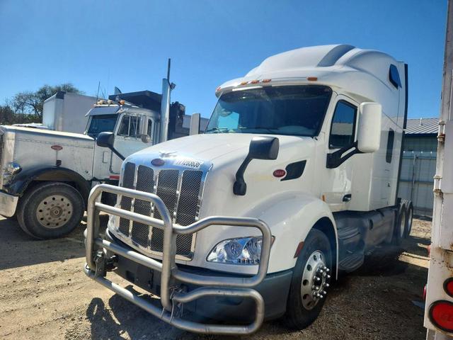 2021 PETERBILT 579 SEMI TRUCK
