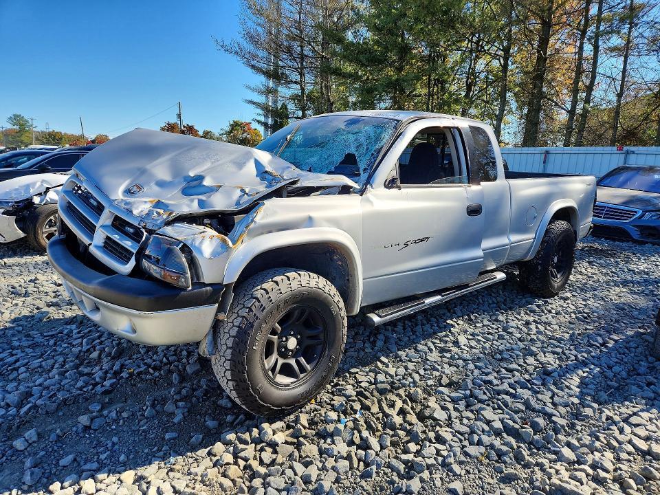 2001 DODGE DAKOTA   