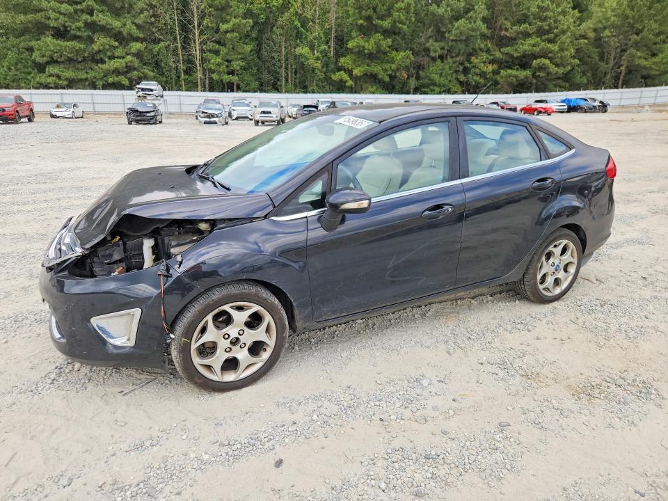2011 FORD FIESTA SEL  