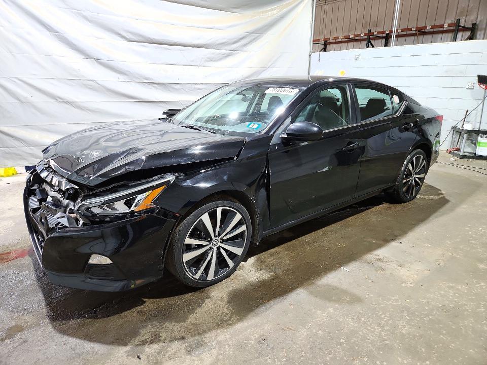 2019 NISSAN ALTIMA SR  