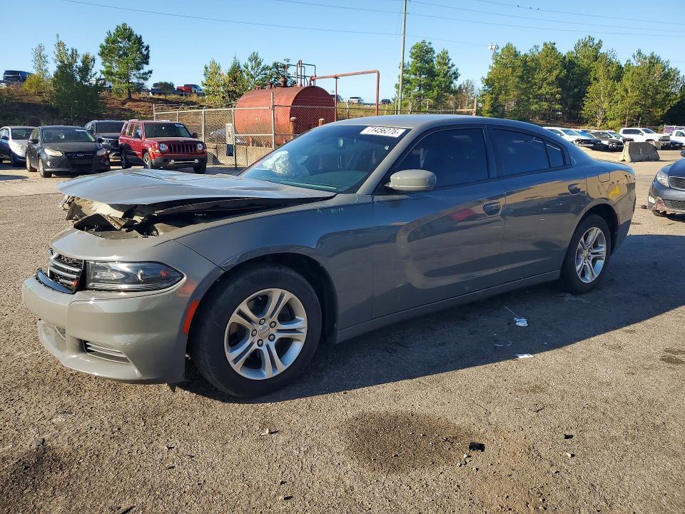2017 DODGE CHARGER SE  