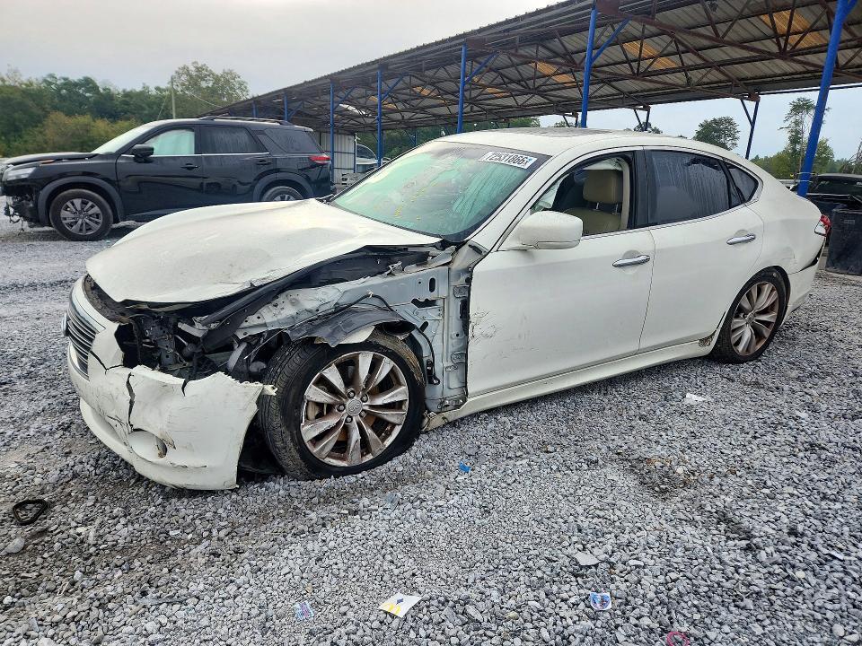 2011 INFINITI M37 BASE  