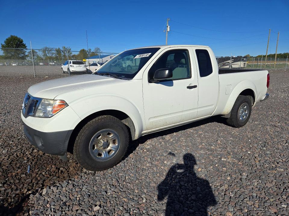 2016 NISSAN FRONTIER S  