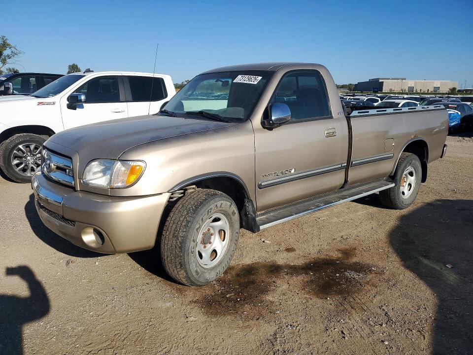 2004 TOYOTA TUNDRA SR5  
