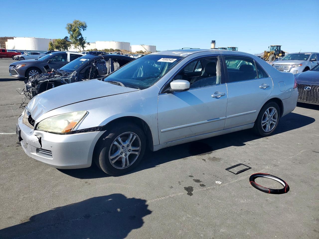 منظر 2007 HONDA ACCORD EX، زاوية 1