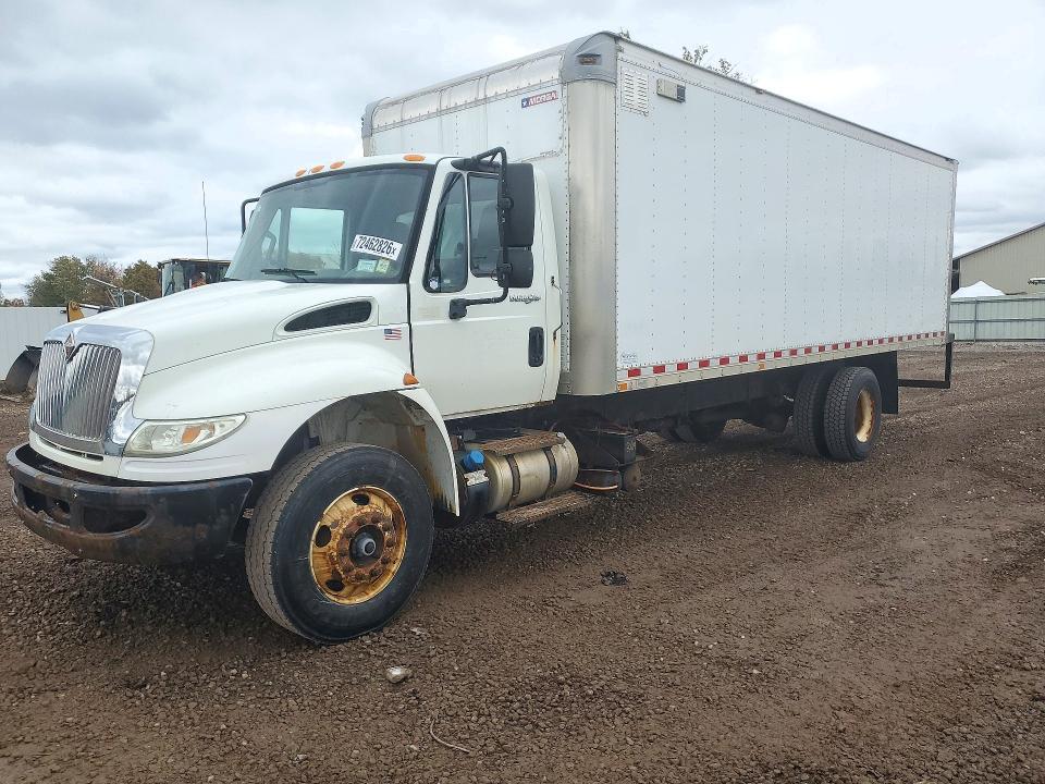 2014 INTERNATIONAL 4300 BOX TRUCK
