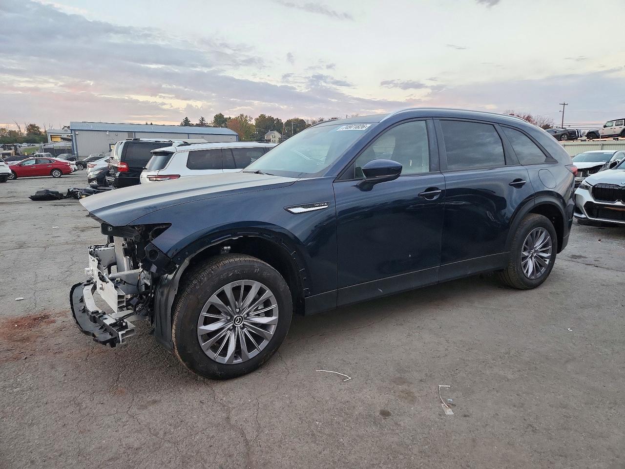 Vue de 2025 MAZDA CX-90 SELECT, angle 1