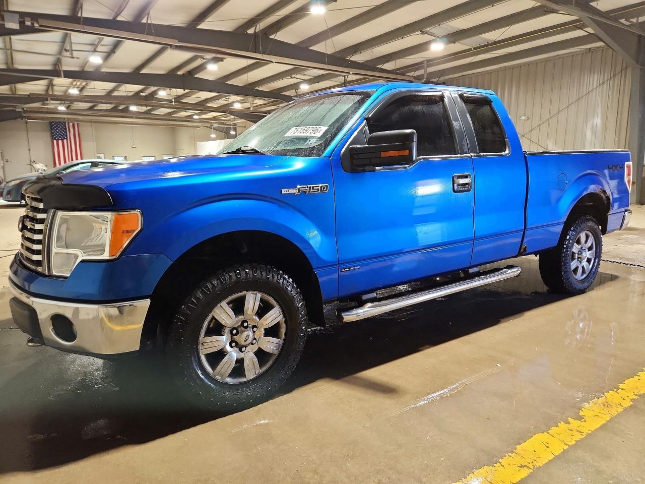 Vista de 2011 FORD F150 SUPER CAB, ángulo 1