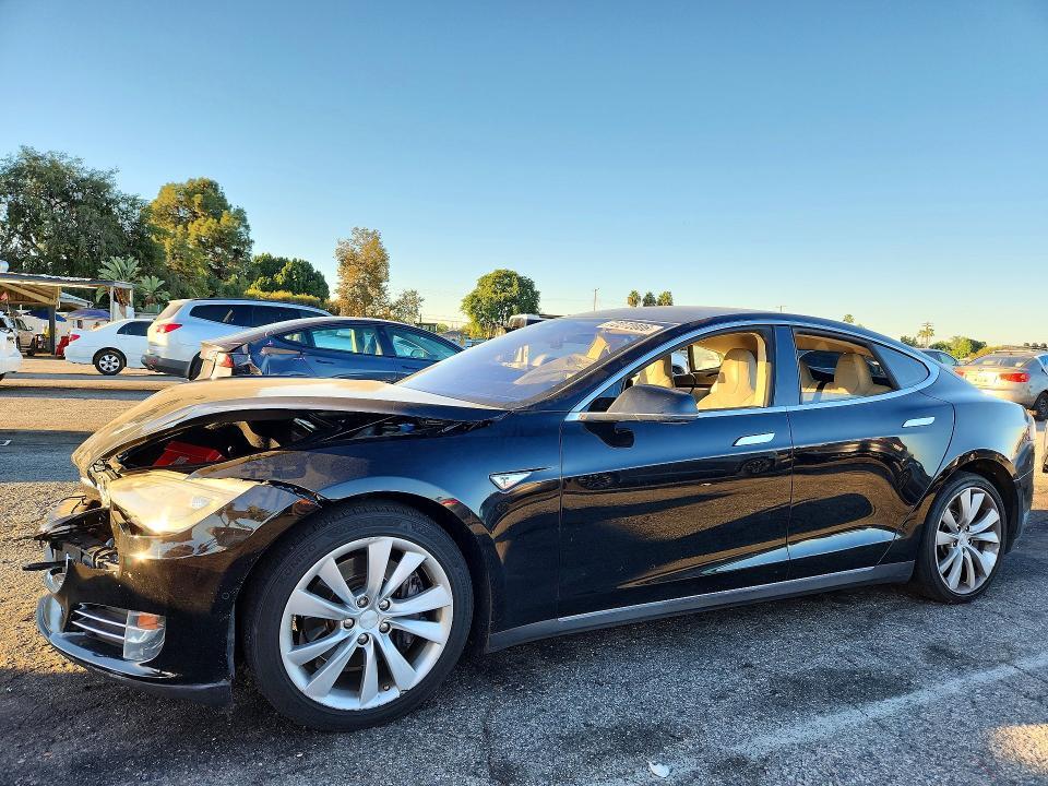 2014 TESLA MODEL S   