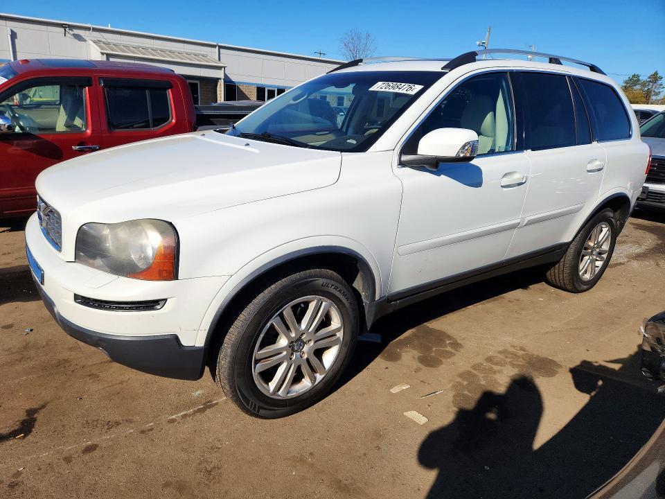 2012 VOLVO XC90 32  