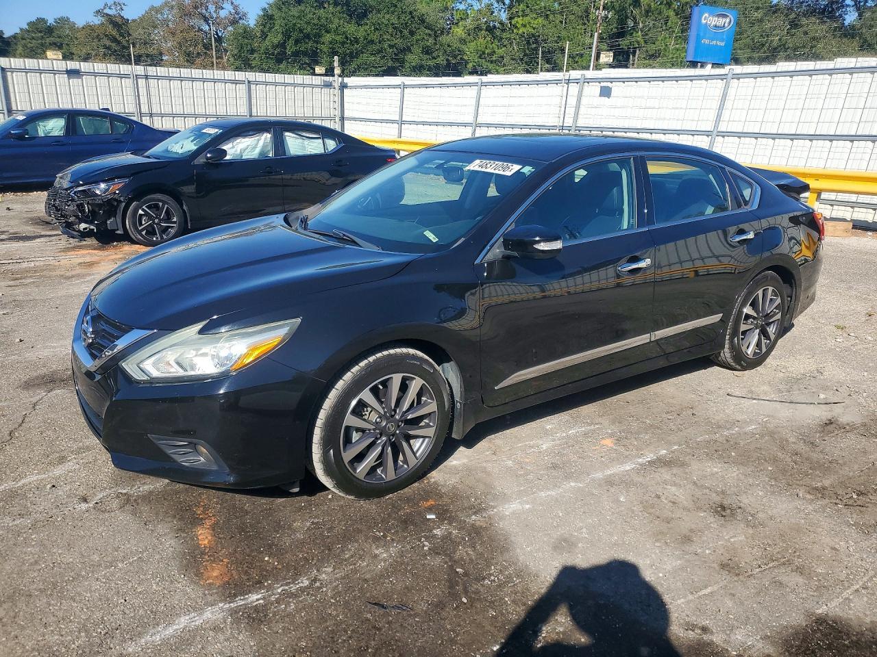 Vedere 2017 NISSAN ALTIMA 2.5 SL, unghi 1