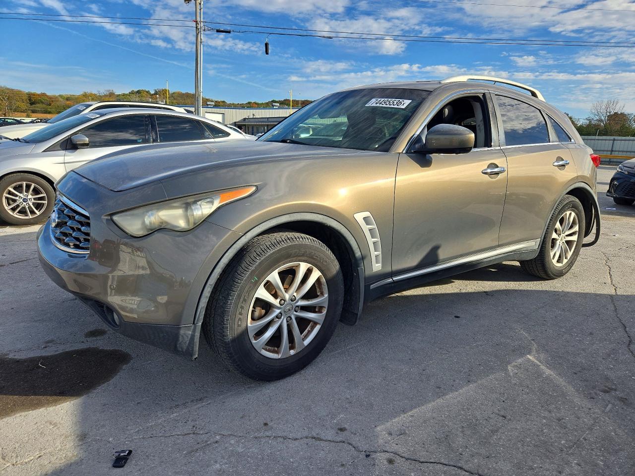 منظر 2009 INFINITI FX35 BASE، زاوية 1