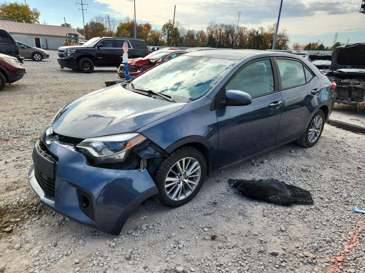 Vedere 2014 TOYOTA COROLLA LE PLUS, unghi 1