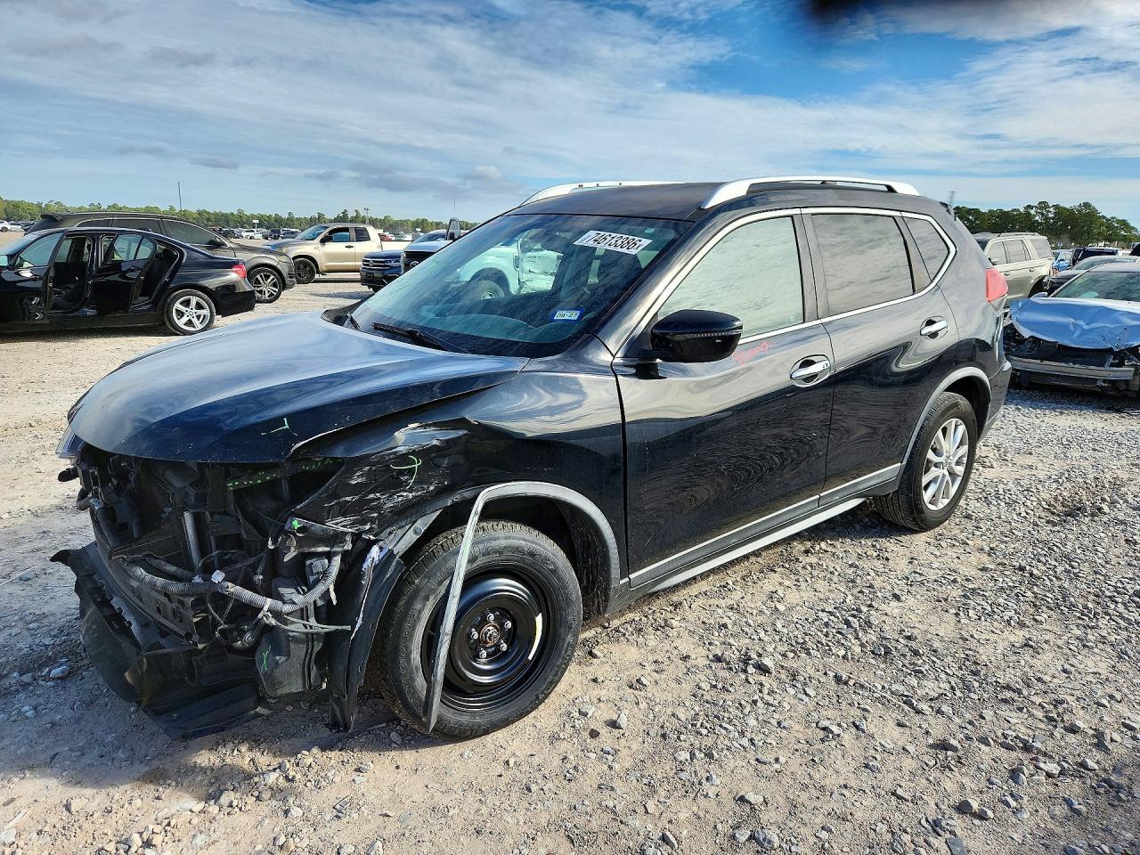 Вид 2018 NISSAN ROGUE SV, угол 1