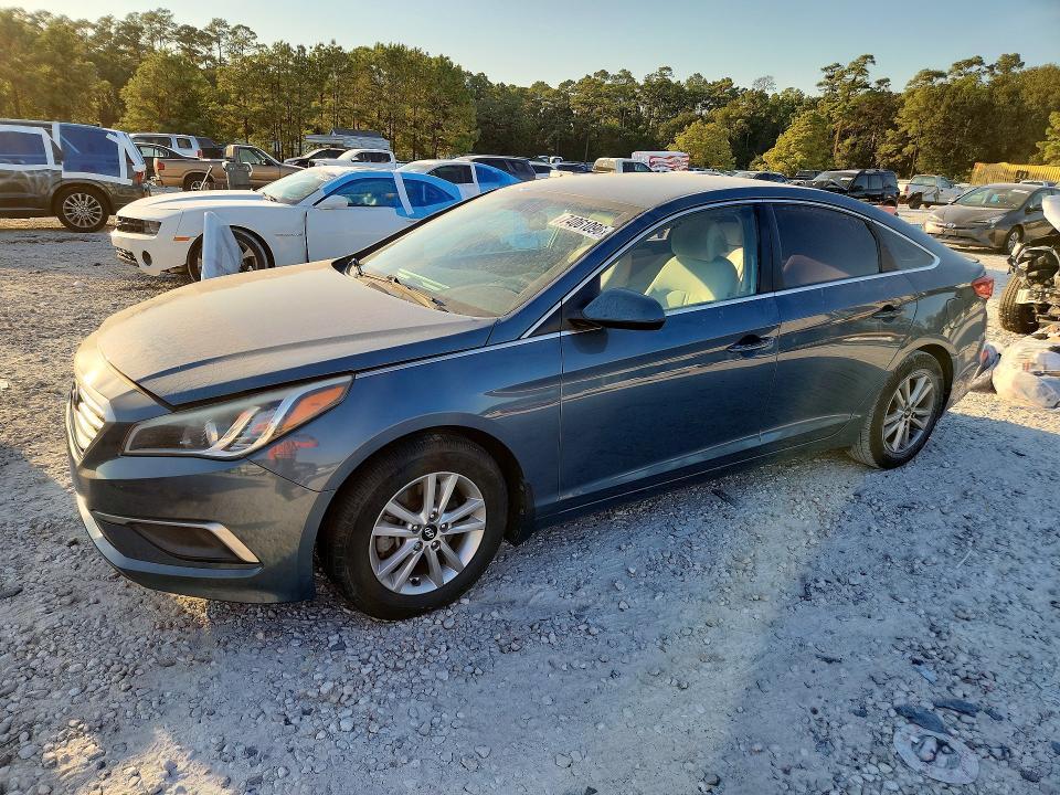 2016 HYUNDAI SONATA SE  