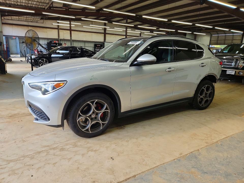 2018 ALFA ROMEO STELVIO SPORT  