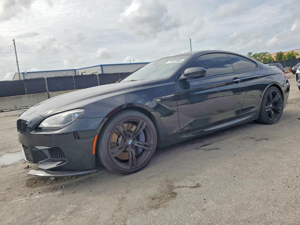 2014 BMW M6   
