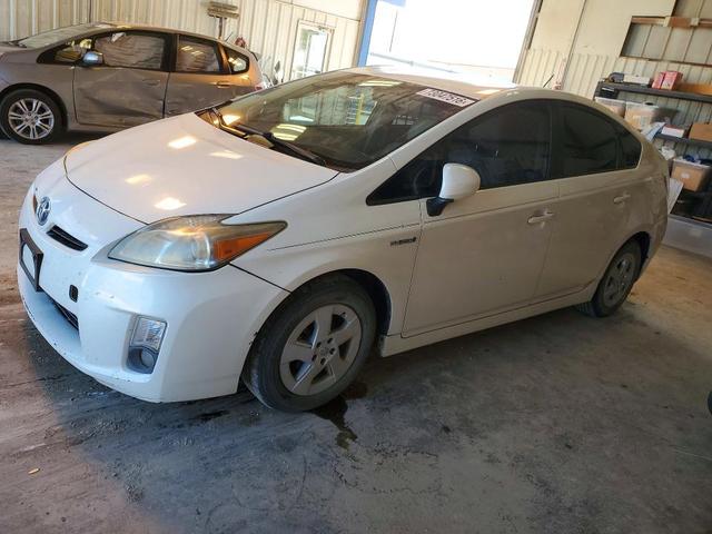 2011 TOYOTA PRIUS THREE  