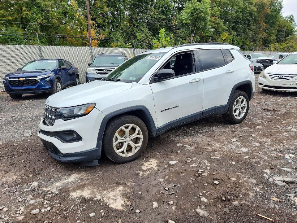 2024 JEEP COMPASS LATITUDE  