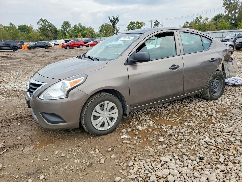 2015 NISSAN VERSA 16 S PLUS  