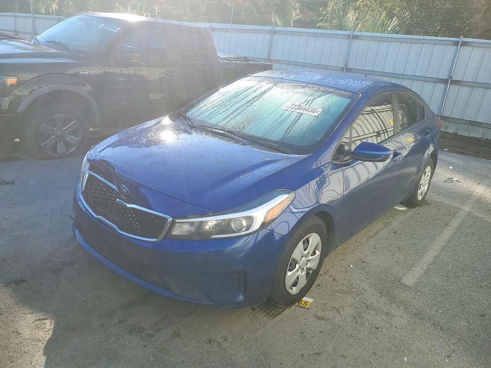 2017 KIA FORTE LX  