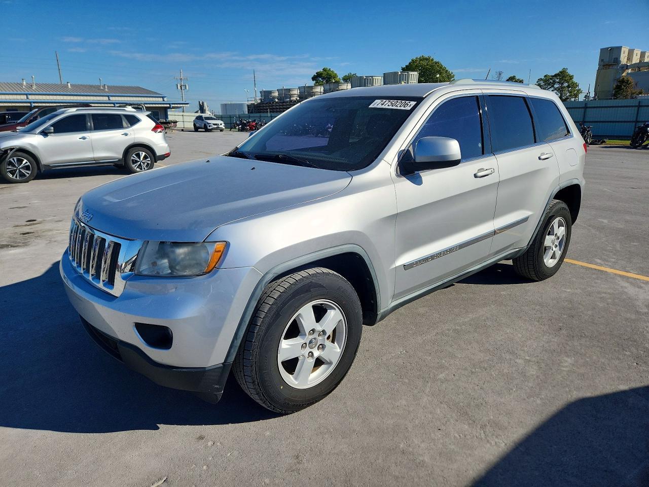Вид 2012 JEEP GRAND CHEROKEE LAREDO, угол 1