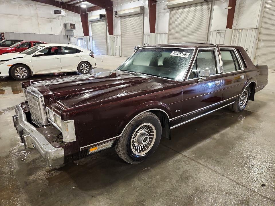 1988 LINCOLN TOWN CAR   