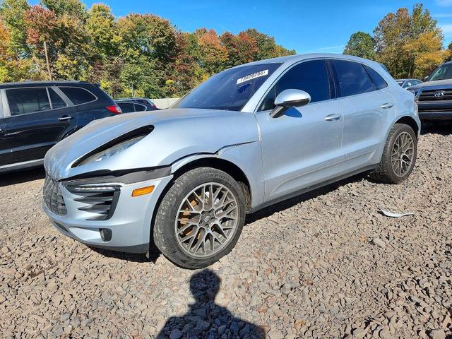 2015 PORSCHE MACAN