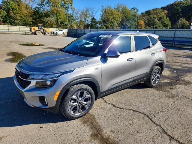 2024 KIA SELTOS LX  
