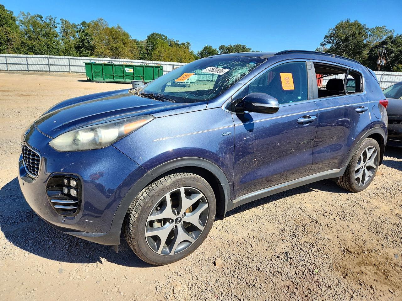 Vue de 2018 KIA SPORTAGE SX, angle 1