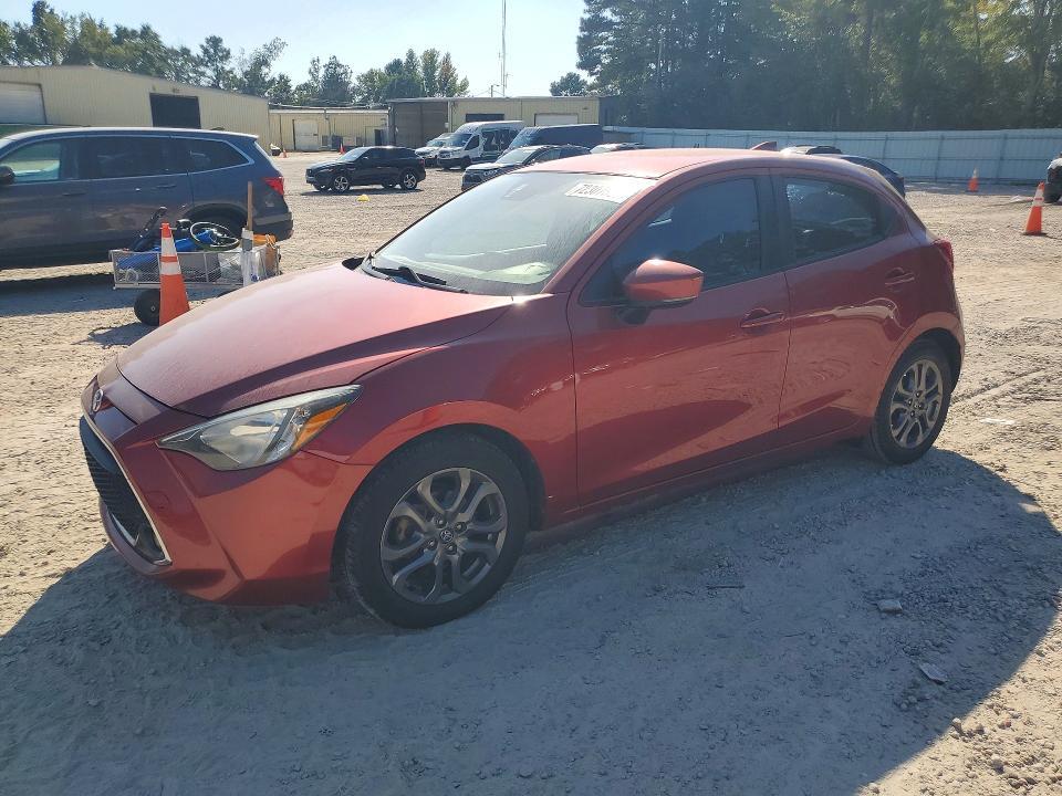 2020 TOYOTA YARIS HATCHBACK LE  