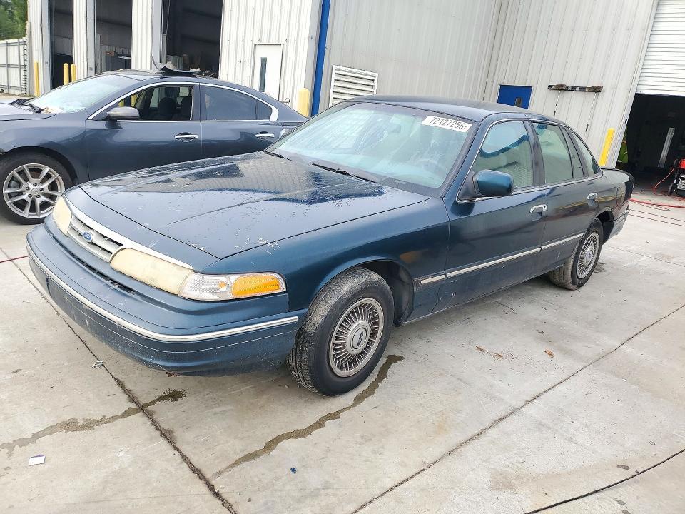 1997 FORD CROWN VICTORIA   