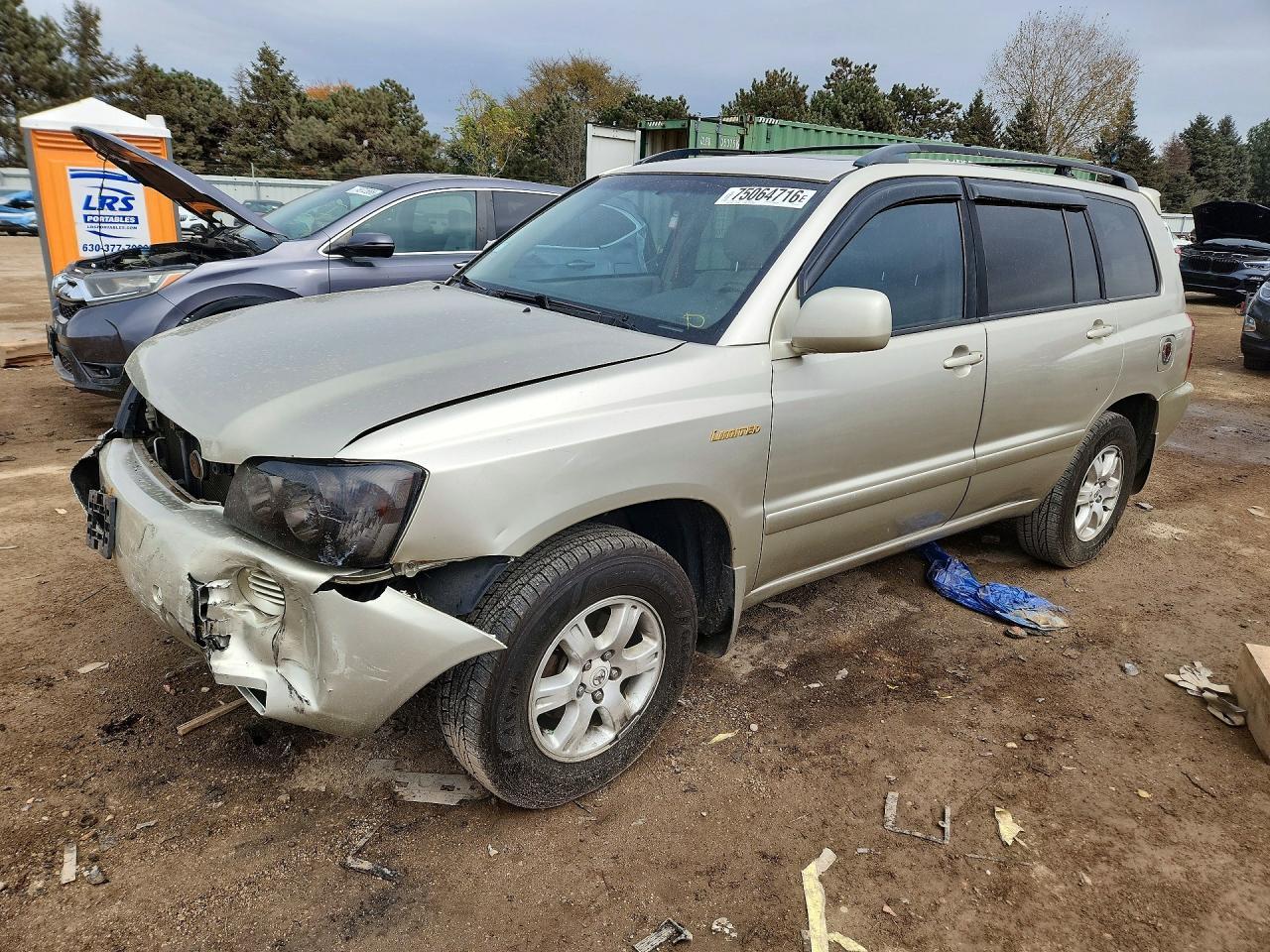 منظر 2001 TOYOTA HIGHLANDER BASE، زاوية 1