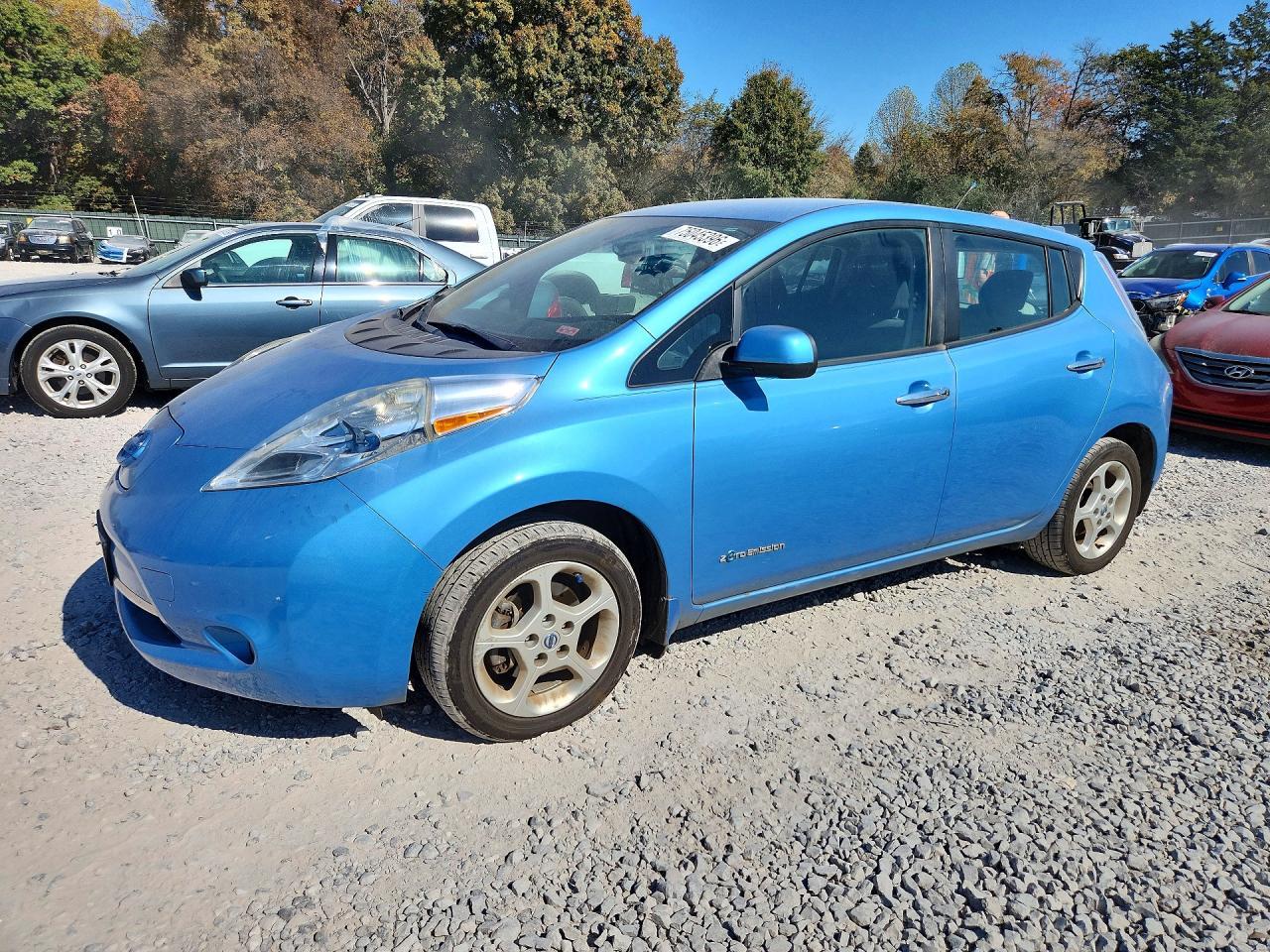 Vedere 2013 NISSAN LEAF S, unghi 1