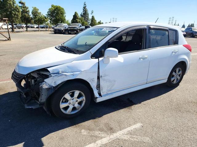 2010 NISSAN VERSA 18 S  