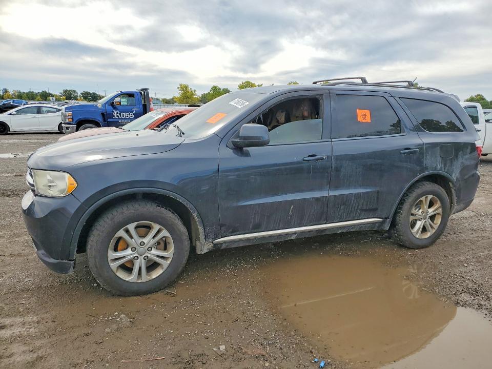 2013 DODGE DURANGO SXT  