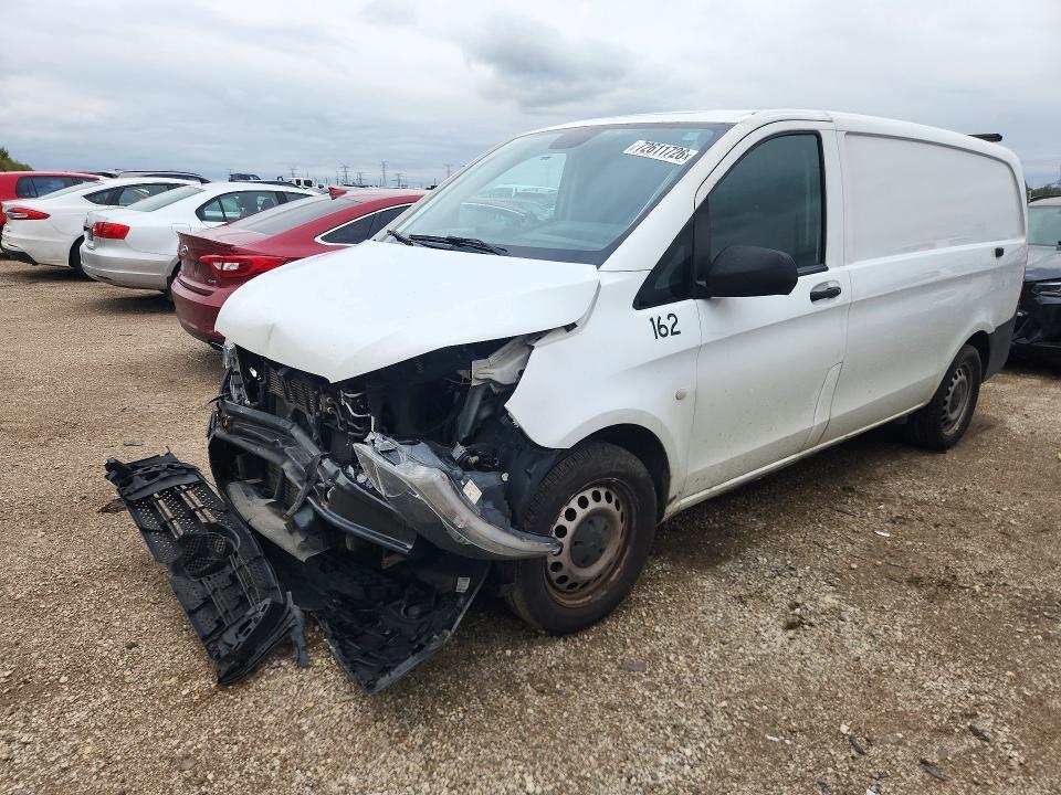 2019 MERCEDES-BENZ METRIS   