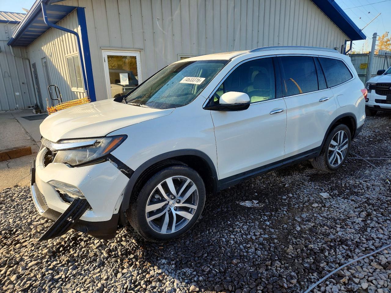 Vista de 2018 HONDA PILOT TOURING, ángulo 1