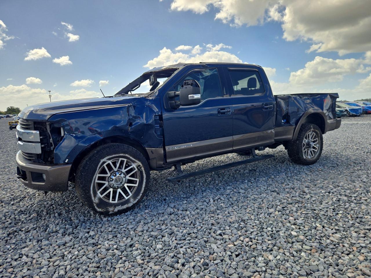 Vue de 2017 FORD F250 SUPER DUTY, angle 1