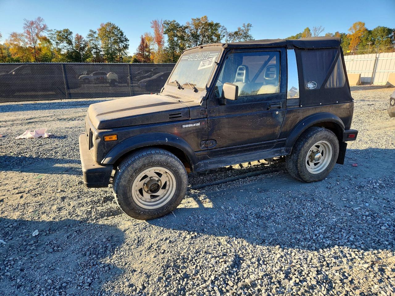 منظر 1988 SUZUKI SAMURAI JL، زاوية 1