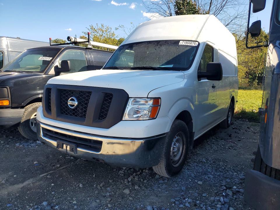2016 NISSAN NV 2500 HD S  