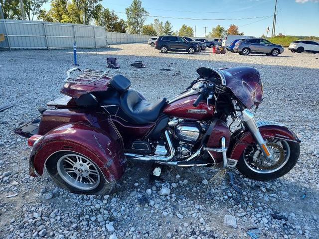 2017 HARLEY-DAVIDSON FLHTCUTG TRI GLIDE ULTRA  