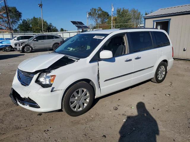 2016 CHRYSLER MINIVAN