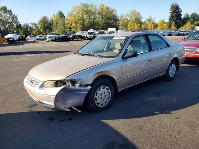 1998 TOYOTA CAMRY LE  