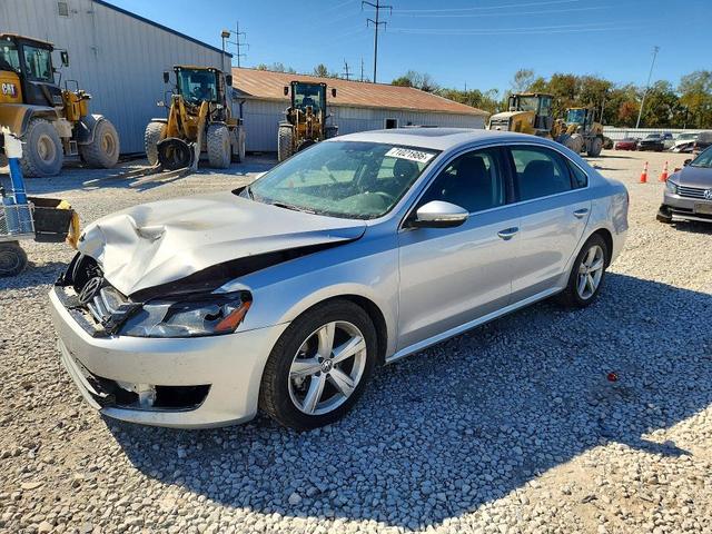 2012 VOLKSWAGEN PASSAT SE  