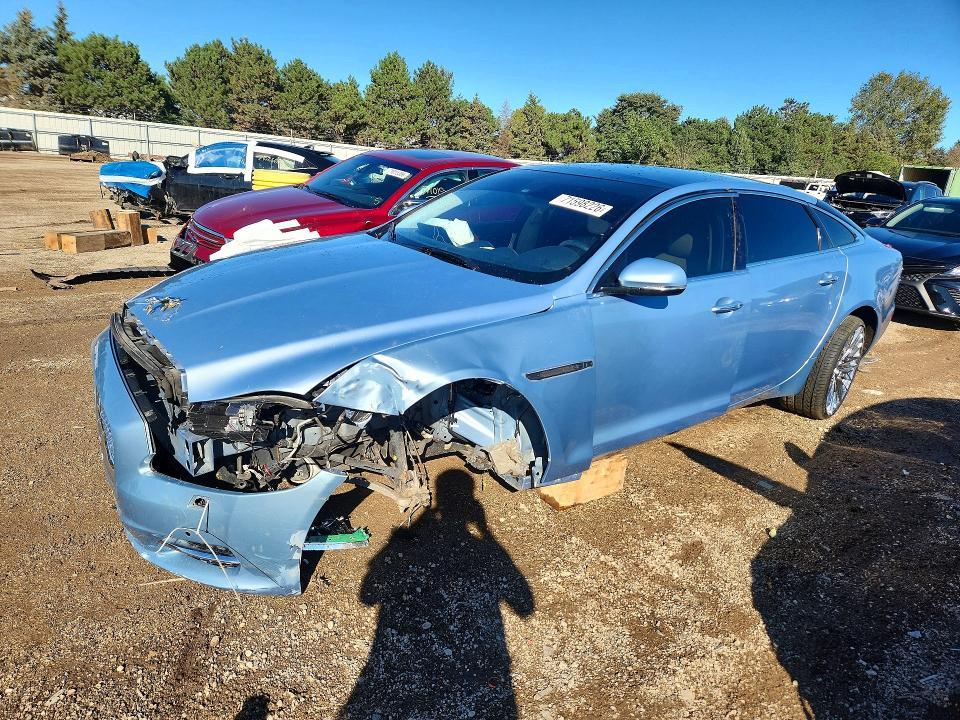 2011 JAGUAR XJL   
