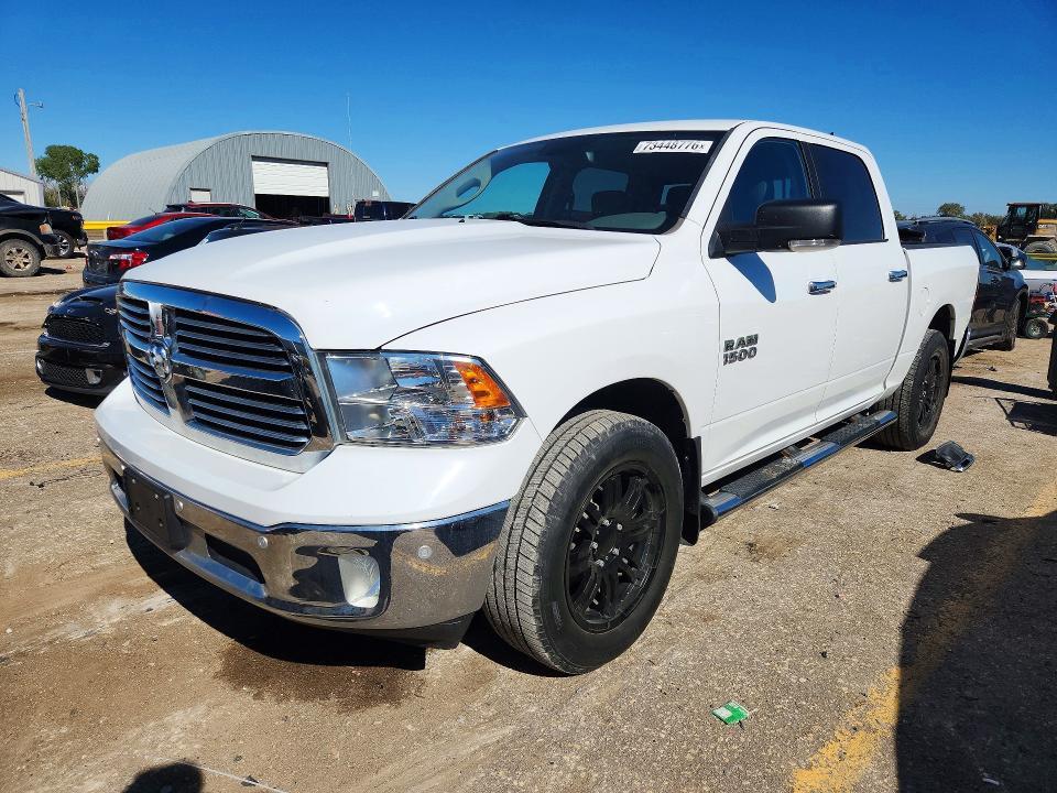 2017 RAM 1500 SLT  